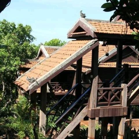 Quiet Garden View Lodge&Trekking Banlung Buitenkant foto